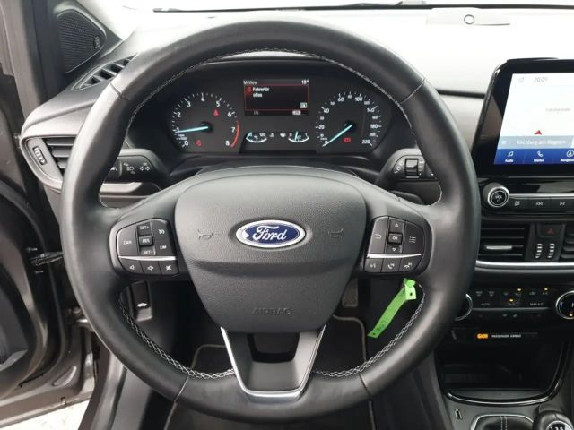 Ford Puma EcoBoost Titanium