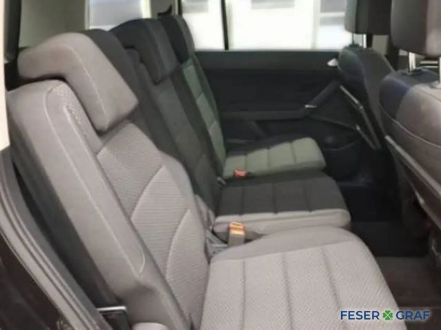 Volkswagen Touran 1.5 TSI BMT Comfortline