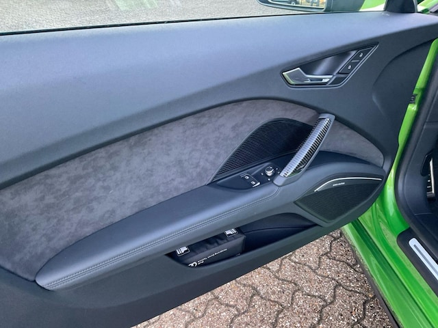 Audi TT RS Coupé Quattro S-Tronic