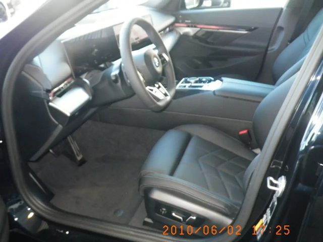 BMW i5 Sedan eDrive40