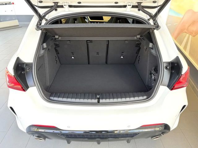 BMW 135 135i Sedan xDrive