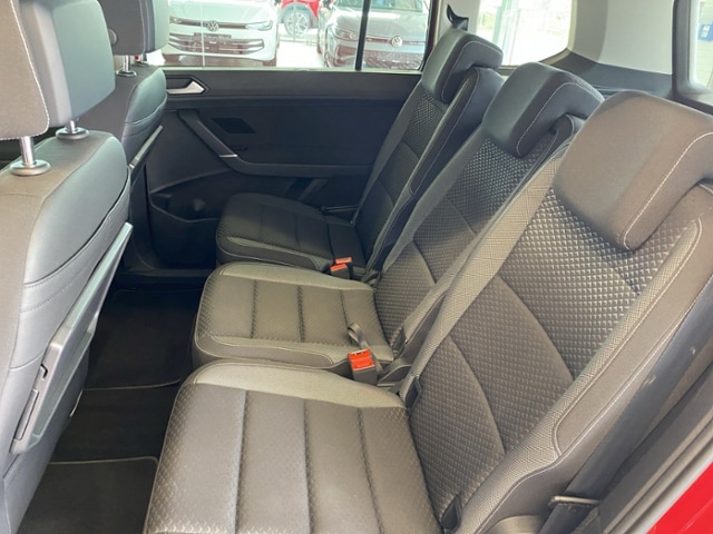 Volkswagen Touran 1.5 TSI DSG