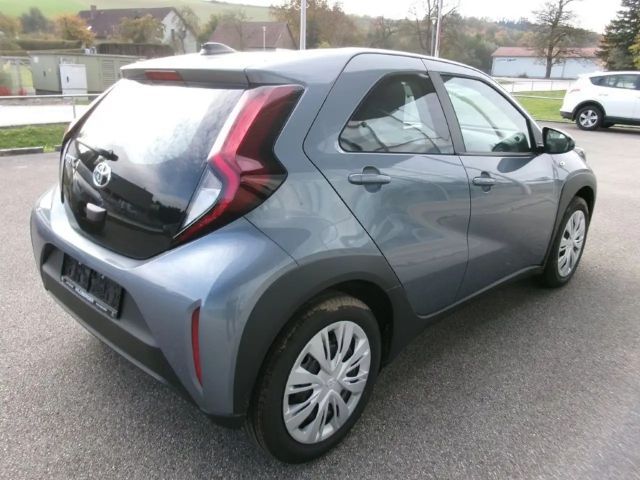 Toyota Aygo Hatchback Play VVT-i
