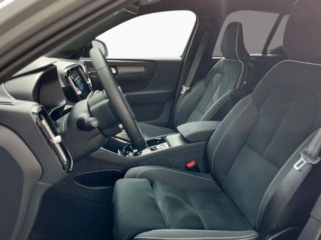 Volvo XC40 Dark Plus