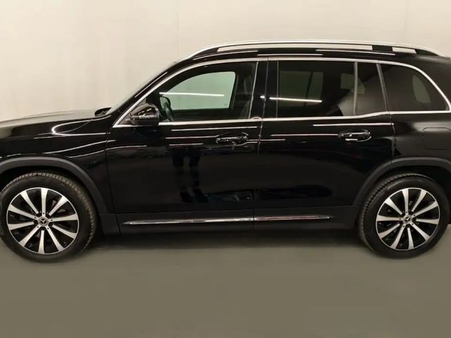 Mercedes-Benz GLB 200 4MATIC GLB 200 d