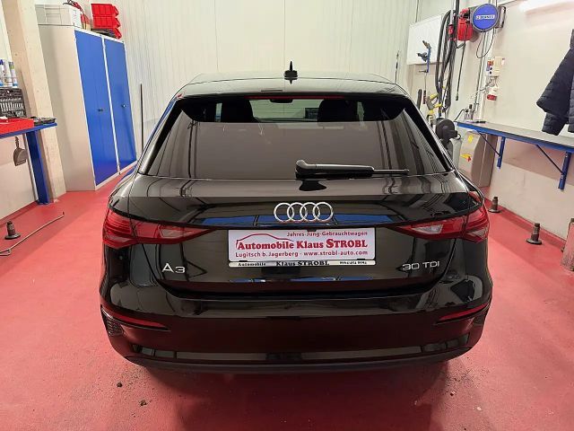 Audi A3 30 TDI Sedan