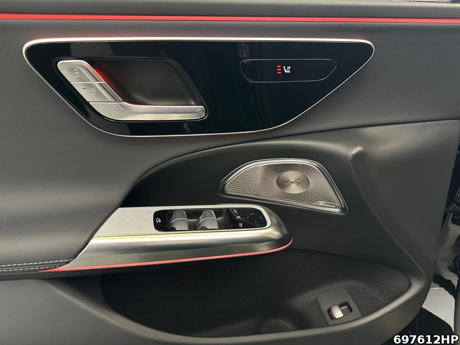 Mercedes-Benz E 200 AMG Line Sedan