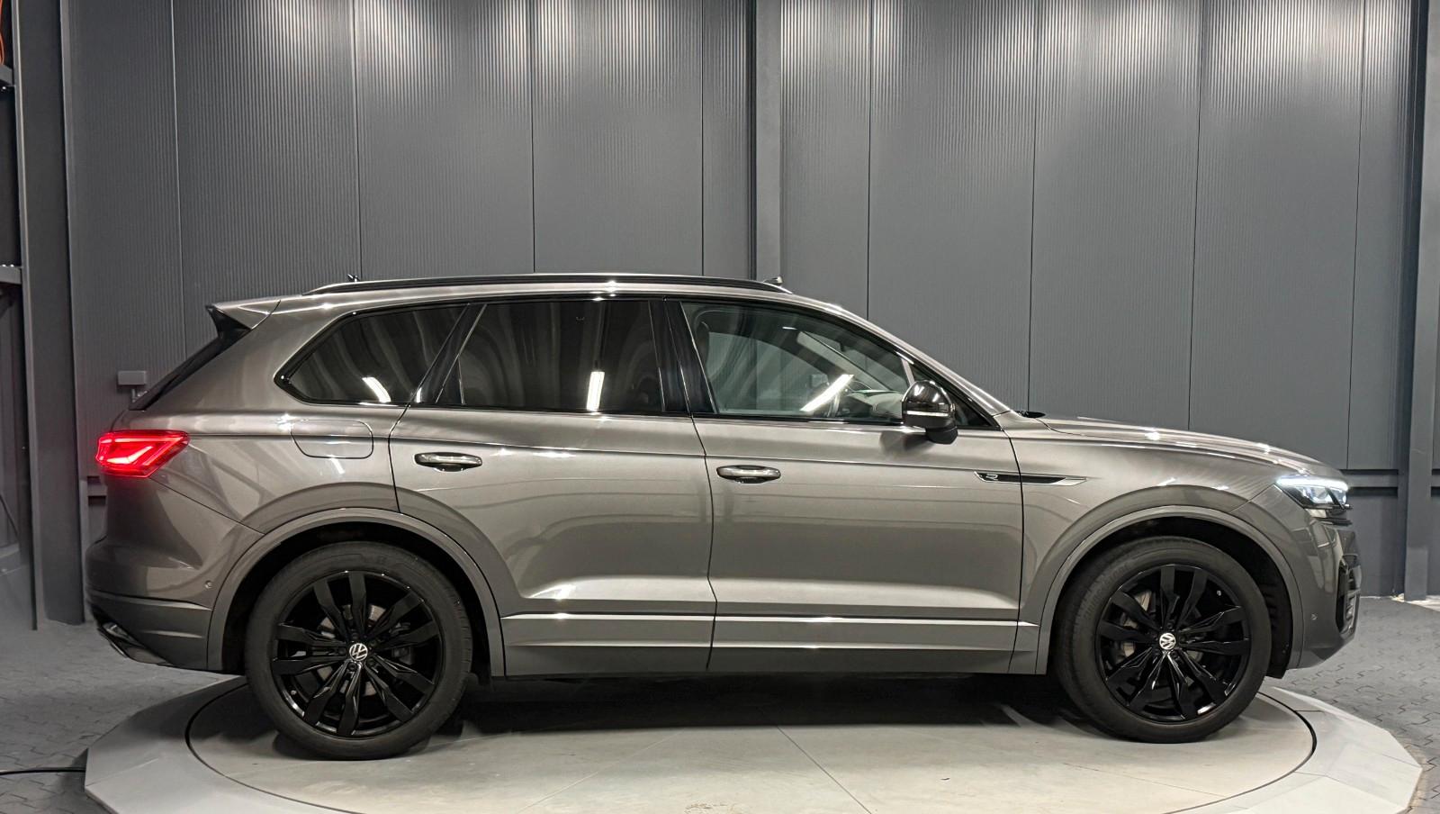 Volkswagen Touareg R-Line Style