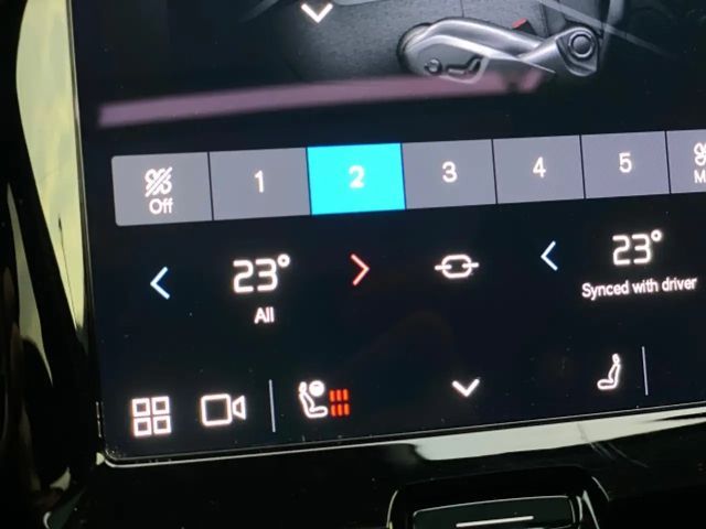 Volvo XC60 AWD Dark Plus T6