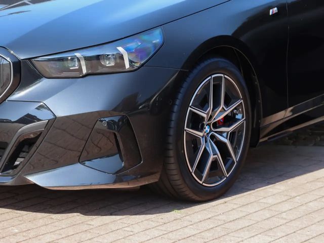 BMW 520 520d M-Sport Touring
