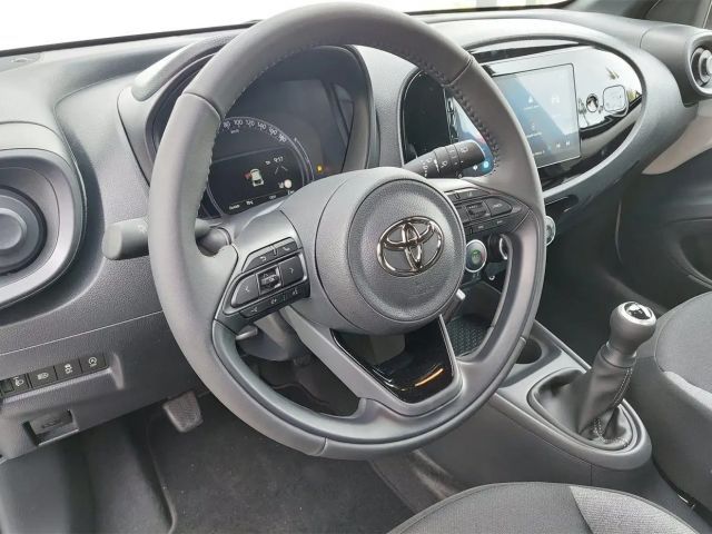 Toyota Aygo X Play