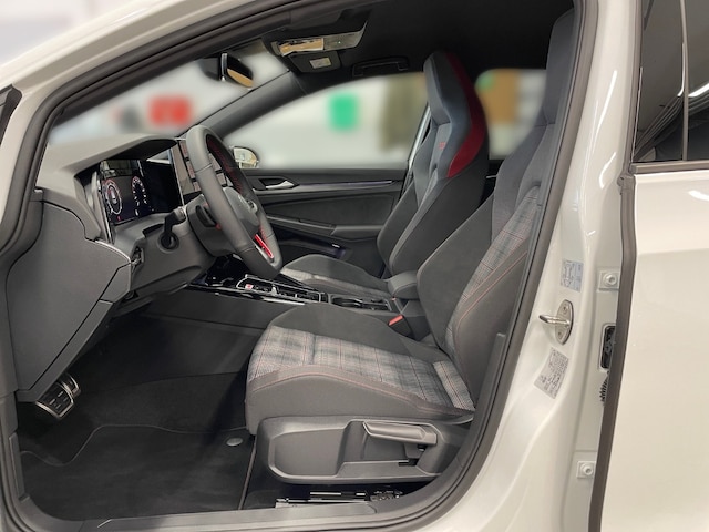 Volkswagen Golf 2.0 TSI Golf VIII