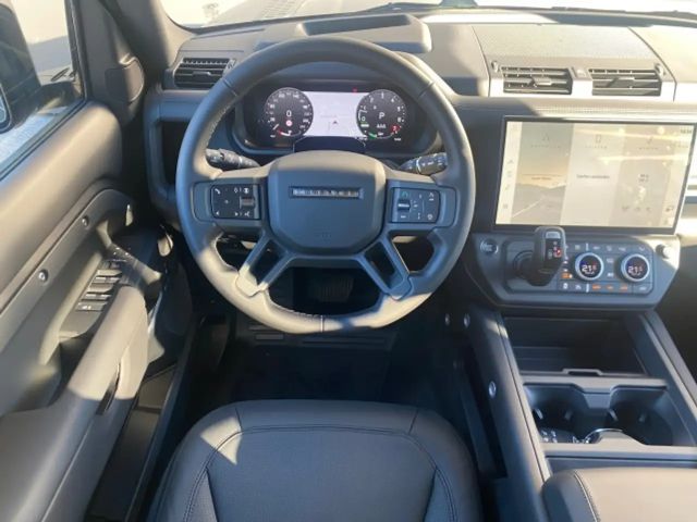 Land Rover Defender 110 Dynamic HSE