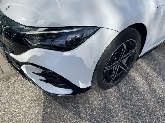 Mercedes-Benz EQE 350 AMG Line Sedan