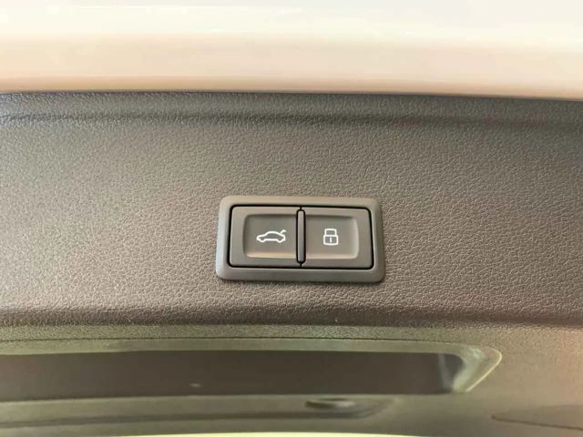 Audi A4 45 TFSI Avant Quattro S-Line