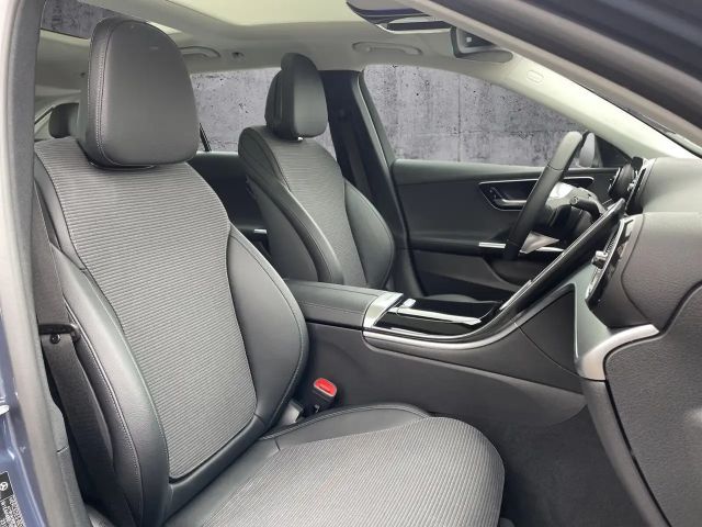 Mercedes-Benz C 180 AVANTGARDE Estate