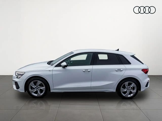 Audi A3 30 TDI S-Line S-Tronic Sedan