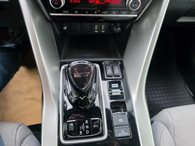 Mitsubishi Eclipse Cross 4WD PHEV