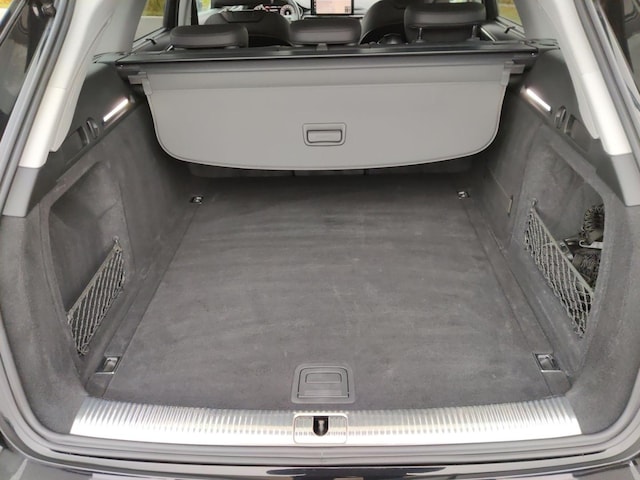 Audi A4 35 TFSI Avant S-Tronic