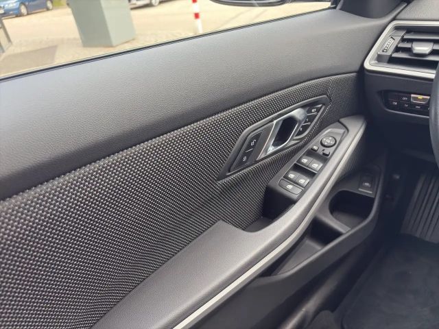 BMW 320 320i Touring