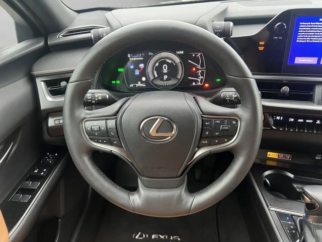 Lexus UX 250h