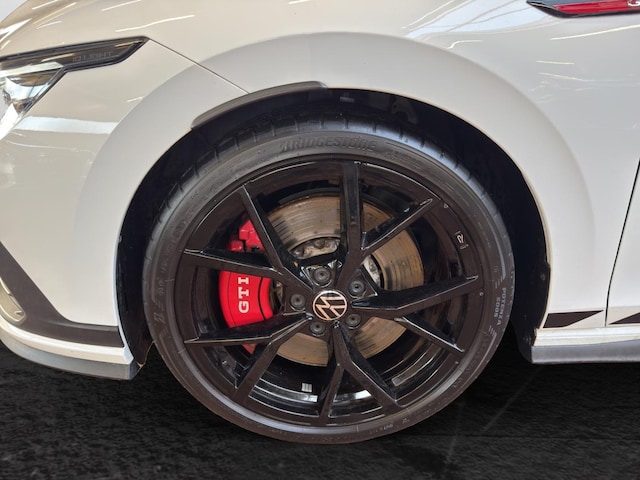 Volkswagen Golf 2.0 TSI DSG GTI