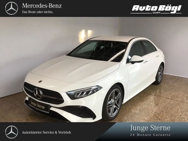 Mercedes-Benz A 200 AMG Line Premium