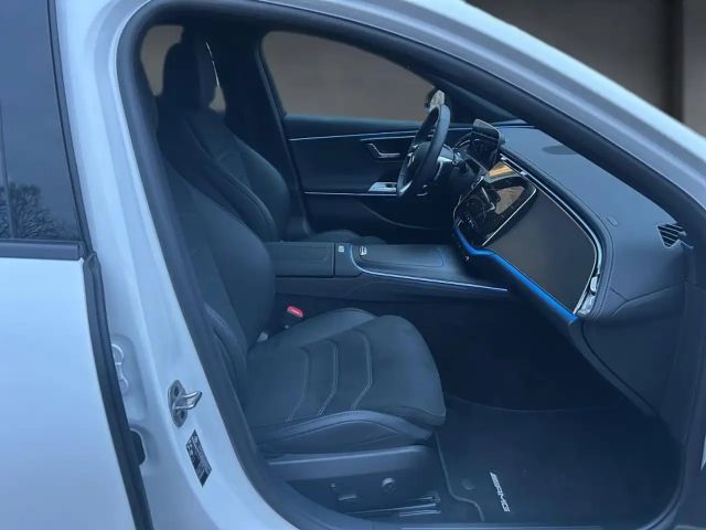 Mercedes-Benz E 220 AMG Line E 220 d Estate