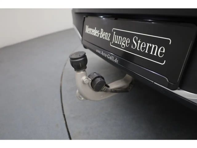 Mercedes-Benz EQB 300 4MATIC AMG Line