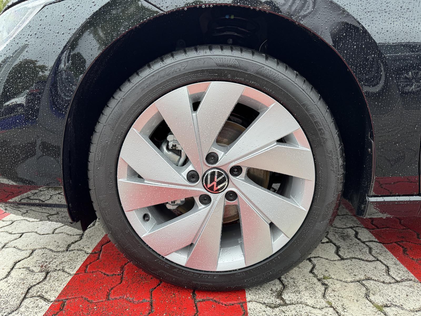 Volkswagen Golf 1.5 eTSI Life