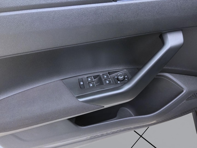 Volkswagen Polo 1.0 TSI DSG IQ.Drive R-Line