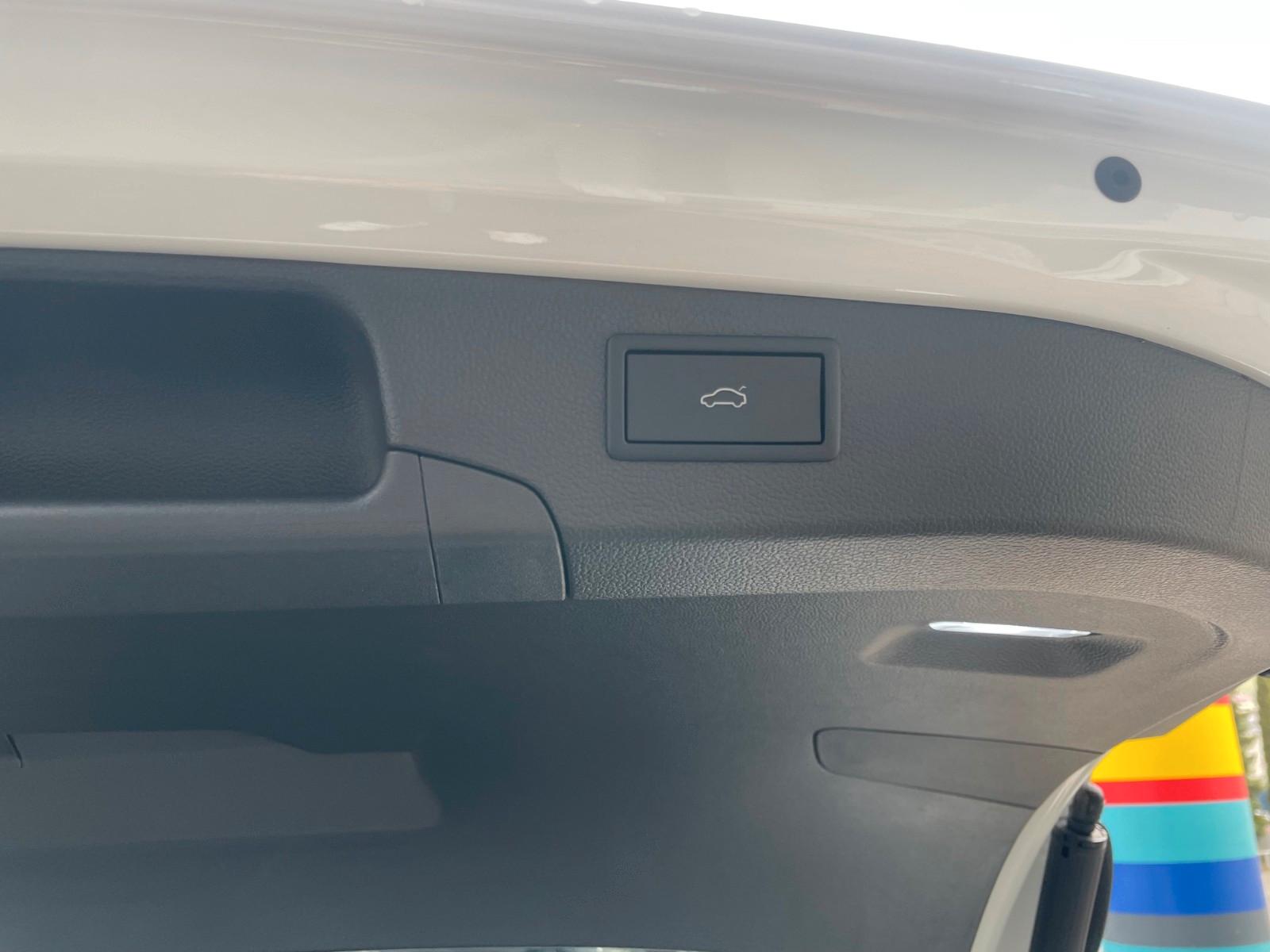 Volkswagen Passat 2.0 TDI Business DSG Variant