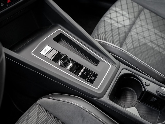 Volkswagen Golf 1.5 eTSI Golf VIII