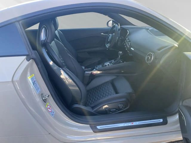 Audi TT RS Coupé Quattro S-Tronic