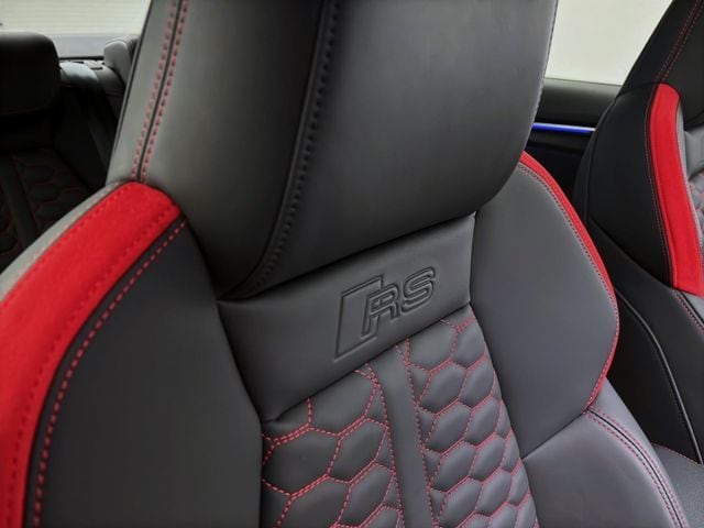 Audi RS3 Quattro S-Tronic Sedan