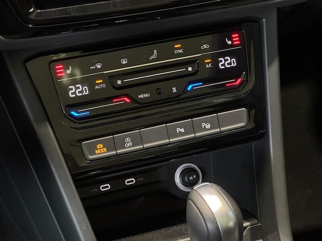 Volkswagen Touran 2.0 TDI DSG Highline Style