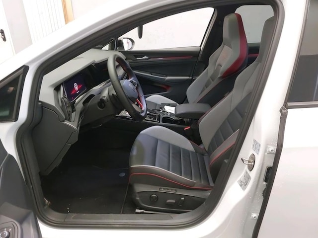 Volkswagen Golf 2.0 TSI DSG GTI Style