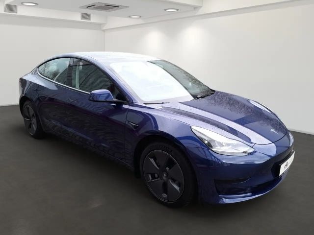 Tesla Model 3 Standard Range