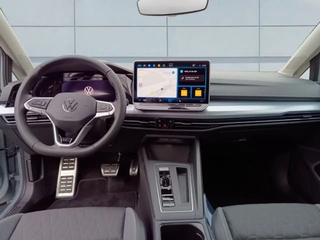 Volkswagen Golf 1.5 eTSI DSG Variant