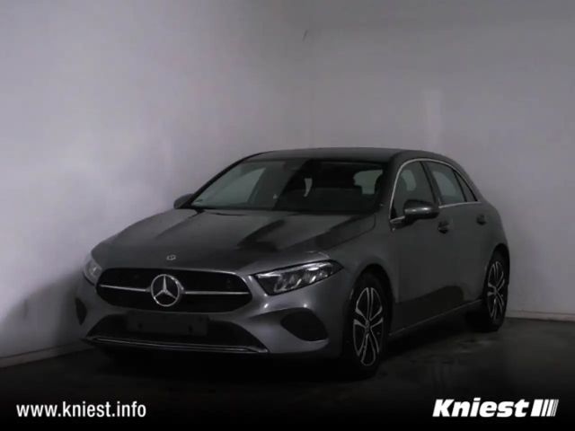 Mercedes-Benz A 200 Progressive