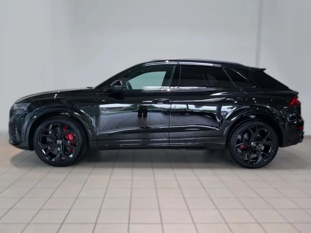 Audi RS Q8 Quattro