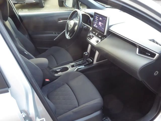 Toyota Corolla Cross Team D