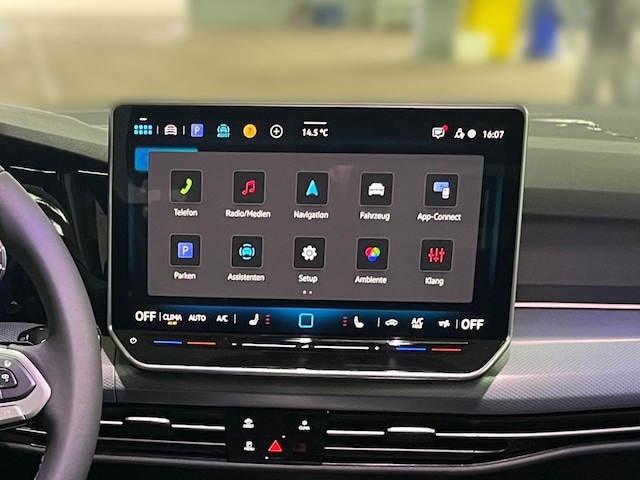 Volkswagen Golf DSG Life