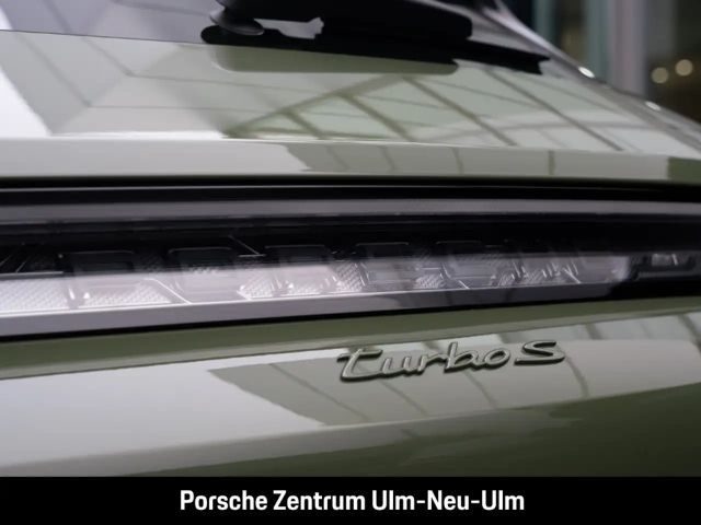 Porsche Taycan Cross Turismo S Turbo