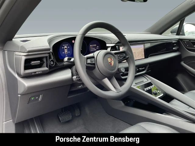 Porsche Macan Electric