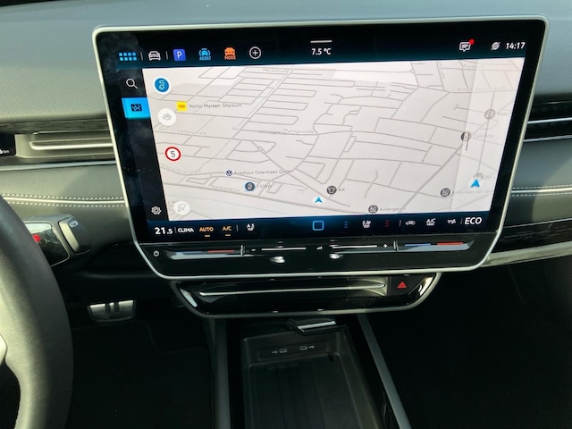 Volkswagen ID.7 286PS NP.75T ACC.5J-G.WÄRMEPUMPE.AHK.AREA-VIEW.NAVI.HARMAN.HUD.PANO