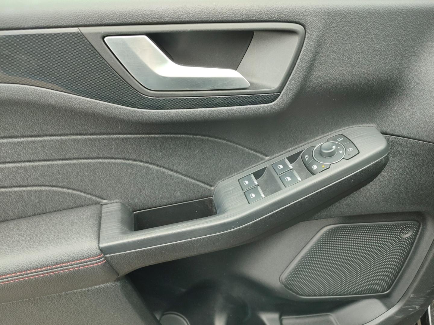 Ford Kuga Plug in Hybrid ST Line X