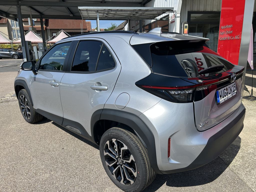 Toyota Yaris Cross 4x2 5-deurs Plus