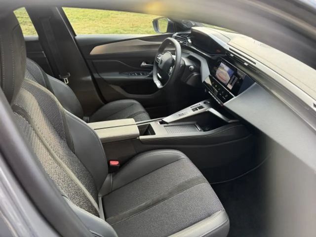 Peugeot 408 EAT8 GT-Line Hybrid