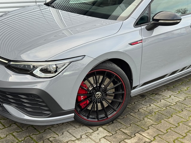 Volkswagen Golf 2.0 TSI Golf VIII